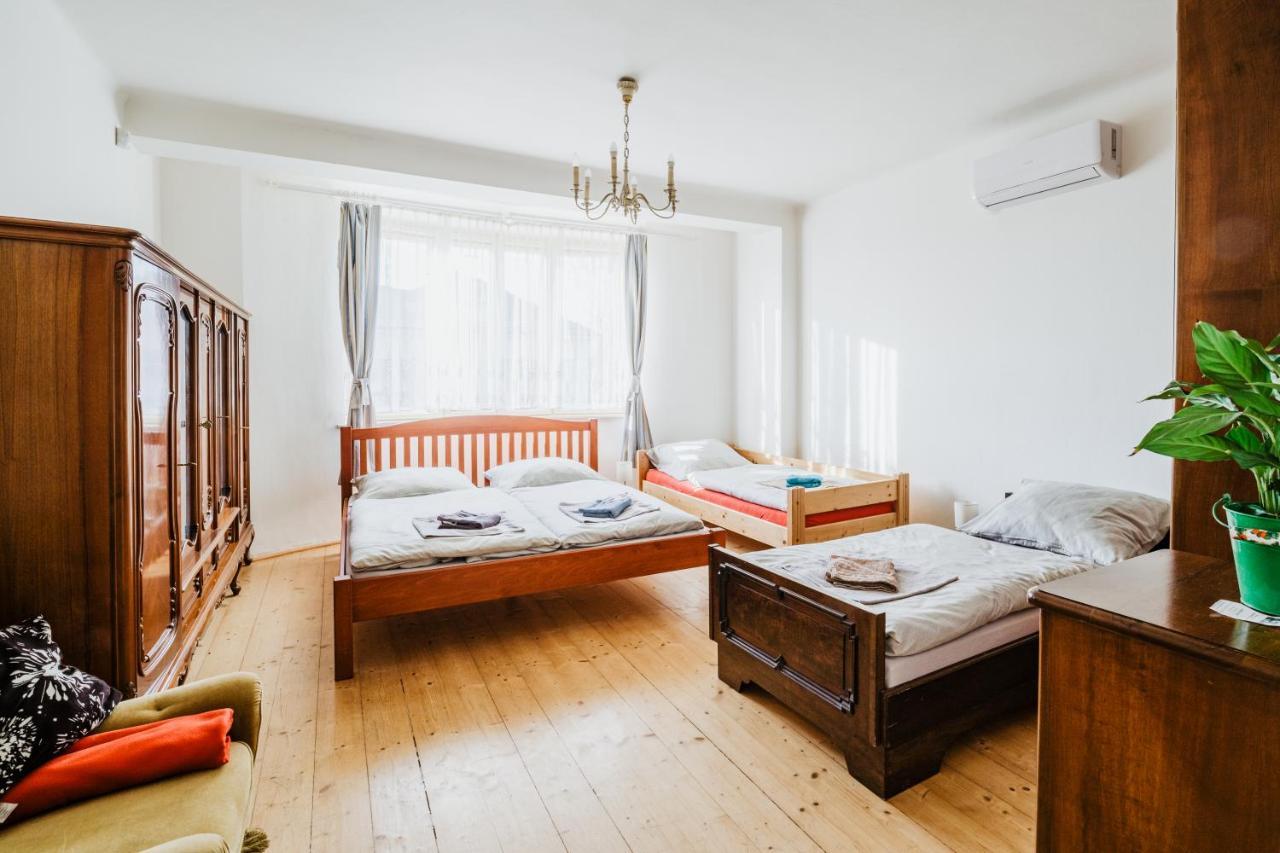 U Nas Ve Vile Guest House Cejc Eksteriør bilde